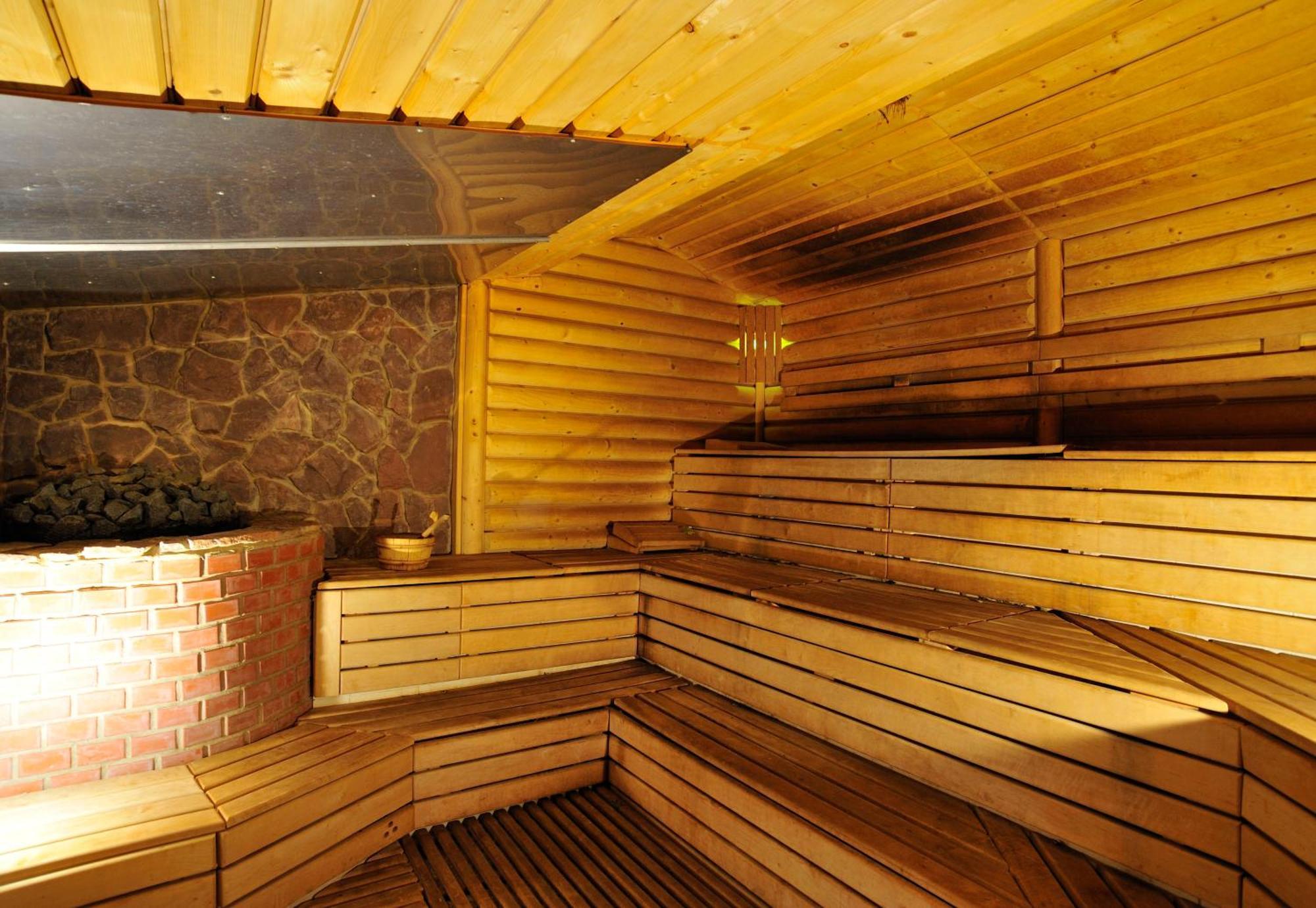 Seasons Spa Boutique Hotel Kozyn Ngoại thất bức ảnh