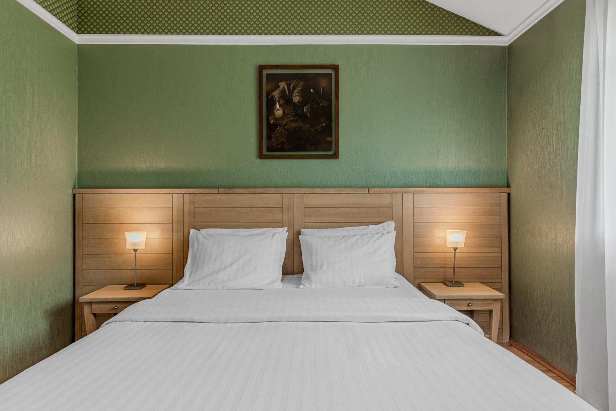 Seasons Spa Boutique Hotel Kozyn Phòng bức ảnh
